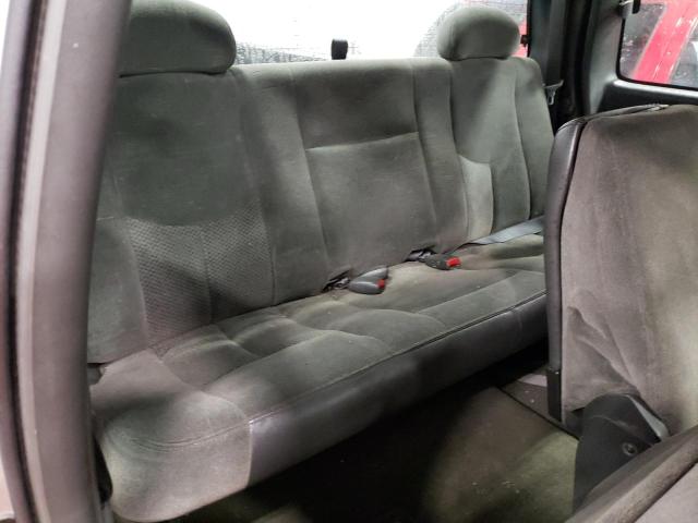 Photo 6 from auction – 2004 CHEVROLET SILVERADO with VIN 2GCEK19T841127253
