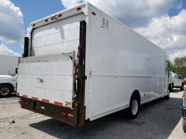 Photo 4 from auction – 2007 FREIGHTLINER CHASSIS M with VIN 4UZAARBWX7CZ31651