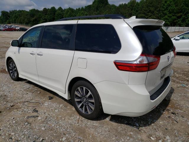 Photo 3 from auction – 2019 TOYOTA SIENNA XLE with VIN 5TDDZ3DC0KS227315