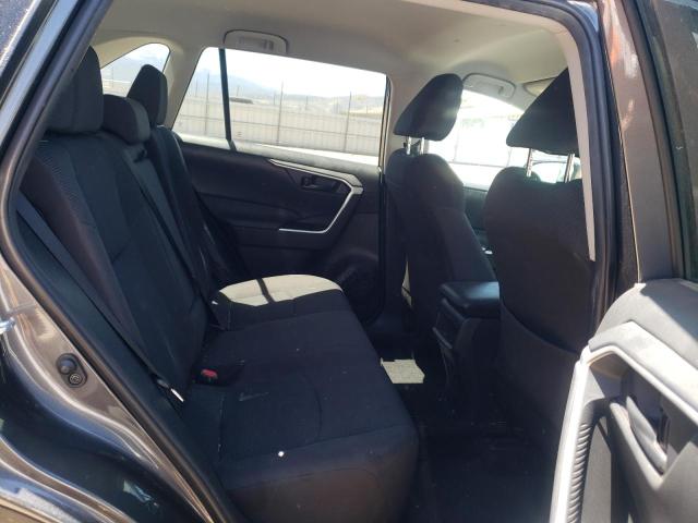 Photo 6 from auction – 2021 TOYOTA RAV4 LE with VIN 2T3F1RFV4MC169309