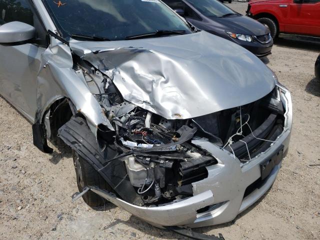 Photo 9 from auction – 2015 NISSAN SENTRA S with VIN 3N1AB7AP2FL642799