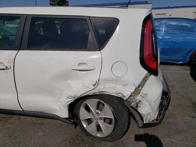 Photo 9 from auction – 2014 KIA SOUL with VIN KNDJN2A26E7016896
