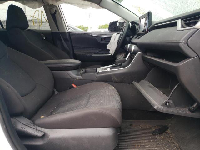 Photo 5 from auction – 2021 TOYOTA RAV4 LE with VIN 2T3H1RFVXMC172093
