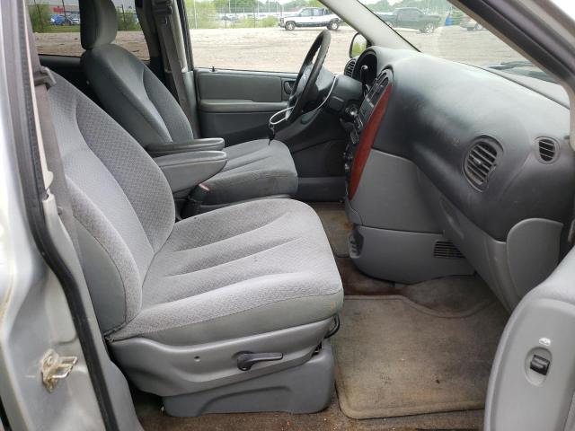 Photo 5 from auction – 2006 CHRYSLER TOWN & COU with VIN 1A4GP45R76B582193