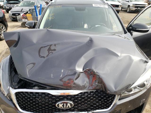 Photo 7 from auction – 2016 KIA SORENTO EX with VIN 5XYPHDA56GG155732