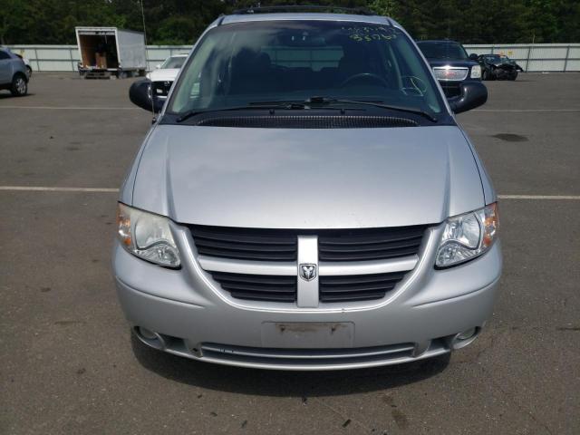 Photo 7 from auction – 2005 DODGE CARAVAN with VIN 2D8GP44L55R331760