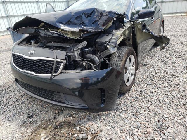 Photo 9 from auction – 2017 KIA FORTE LX with VIN 3KPFL4A78HE018737