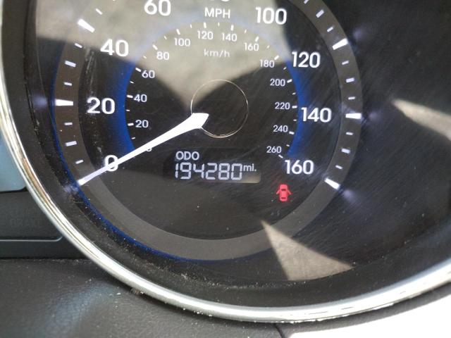 Photo 8 from auction – 2011 HYUNDAI SONATA HYB with VIN KMHEC4A41BA007456