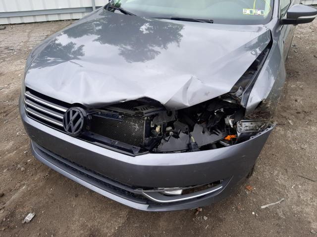 Photo 9 from auction – 2015 VOLKSWAGEN PASSAT S with VIN 1VWAT7A39FC085079