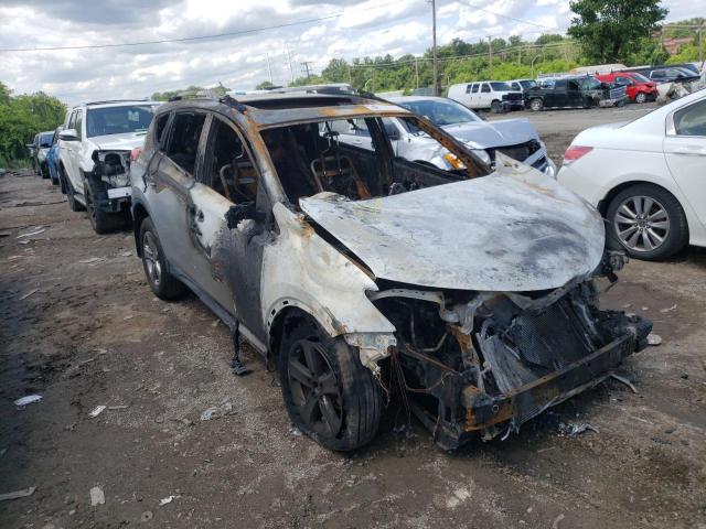 TOYOTA RAV4 XLE 2015 with VIN JTMRFREVXFD164517 - Photo from auction