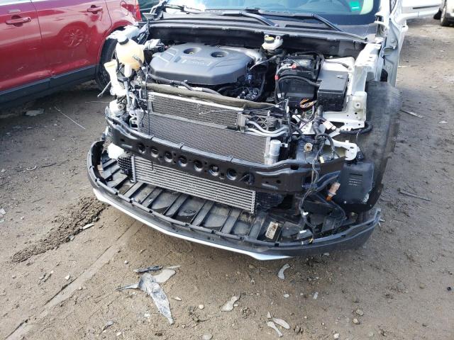 Photo 9 from auction – 2017 LINCOLN MKC SELECT with VIN 5LMTJ2DH5HUL46869