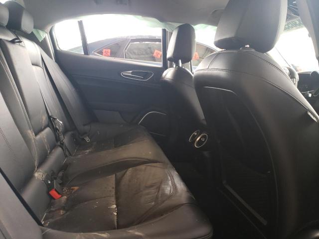Photo 6 from auction – 2019 ALFA ROMEO GIULIA with VIN ZARFANAN2K7598977