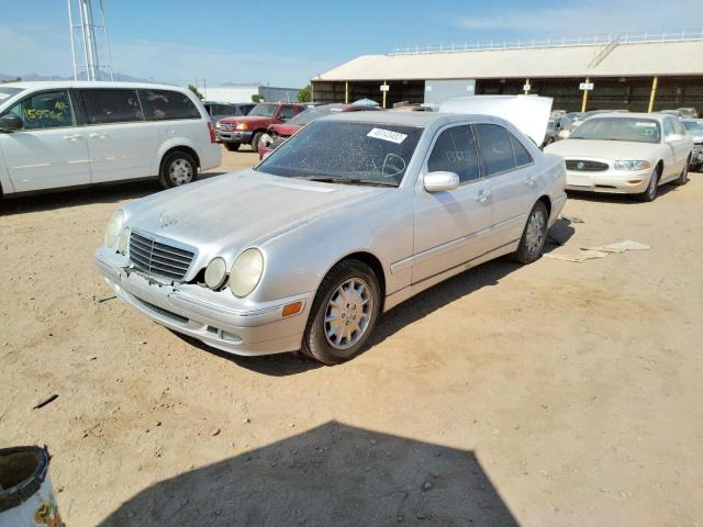 Photo 2 from auction – 2000 MERCEDES-BENZ E 320 with VIN WDBJF65J7YB038220
