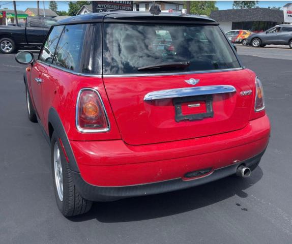 Photo 3 from auction – 2010 MINI COOPER with VIN WMWMF3C5XATU77346