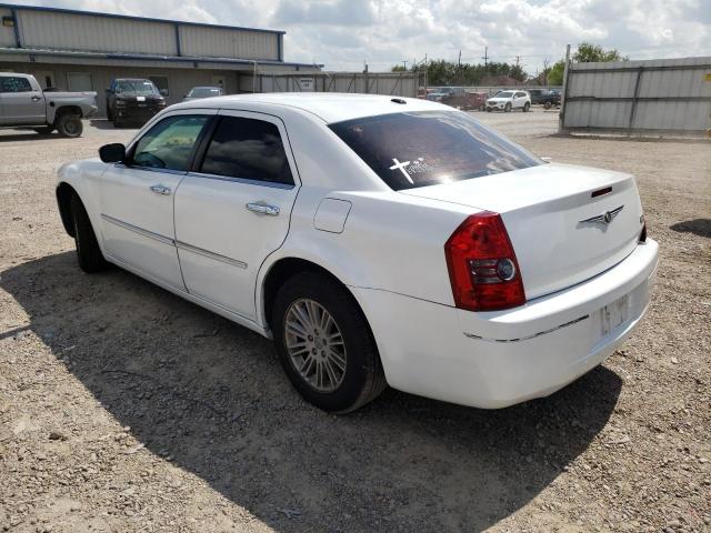Photo 3 from auction – 2010 CHRYSLER 300 TOURIN with VIN 2C3CA5CV5AH255405