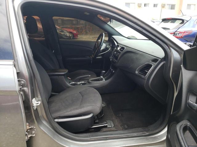 Photo 5 from auction – 2013 CHRYSLER 200 TOURIN with VIN 1C3CCBBG0DN559992