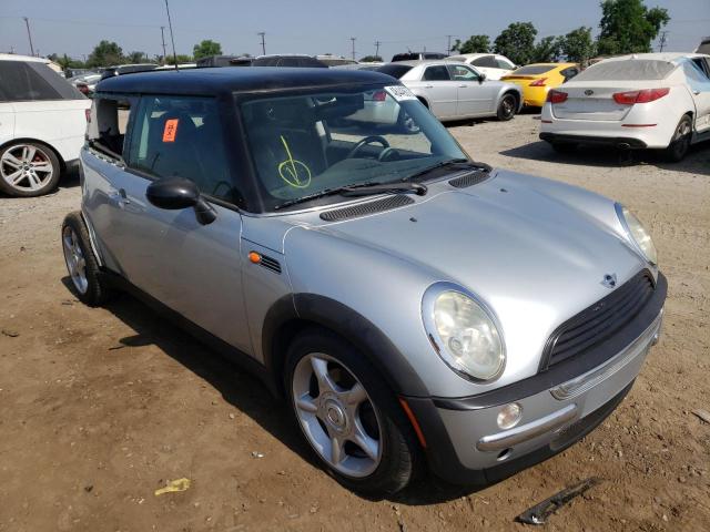 MINI COOPER 2002 with VIN WMWRC33442TC38076 - Photo from auction