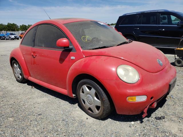 VOLKSWAGEN BEETLE 2000 with VIN 3VWCD21CXYM438682 - Photo from auction