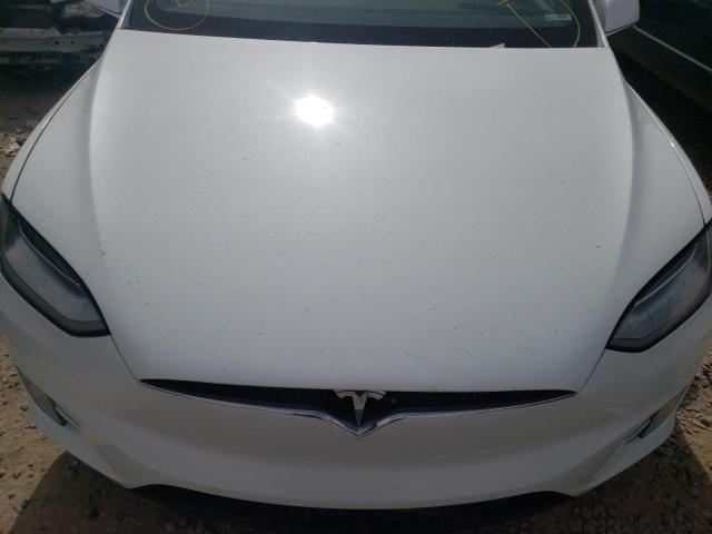 Photo 7 from auction – 2016 TESLA MODEL X with VIN 5YJXCAE45GF015077