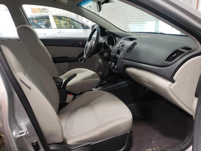 Photo 5 from auction – 2010 KIA FORTE EX with VIN KNAFU4A22A5202149