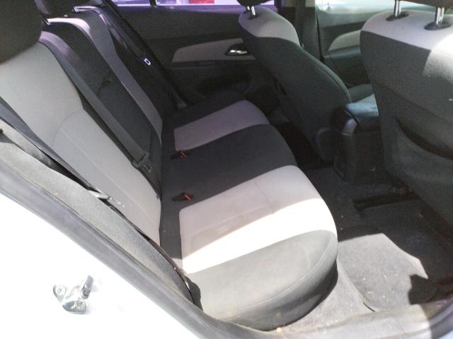 Photo 6 from auction – 2011 CHEVROLET CRUZE LS with VIN 1G1PC5SH7B7292111