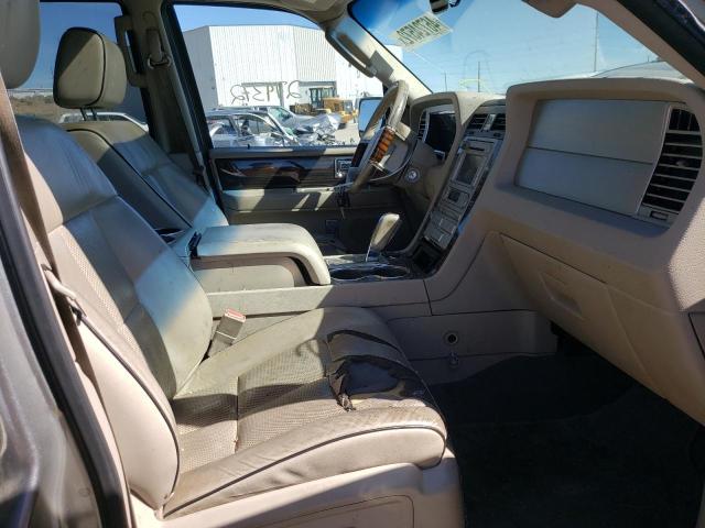 Photo 5 from auction – 2008 LINCOLN NAVIG 4X4 with VIN 5LMFU28508LJ06882