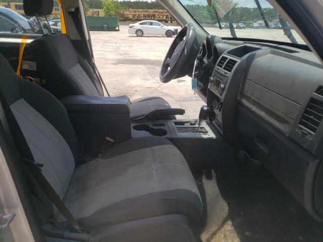 Photo 5 from auction – 2008 DODGE NITRO SXT with VIN 1D8GU28K88W137850