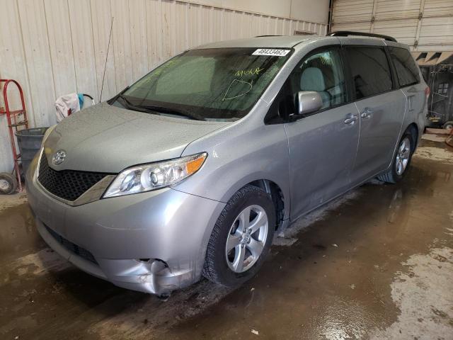 Photo 2 from auction – 2014 TOYOTA SIENNA LE with VIN 5TDKK3DC3ES526085
