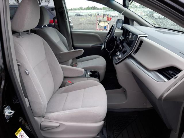 Photo 5 from auction – 2016 TOYOTA SIENNA LE with VIN 5TDKK3DC1GS720293