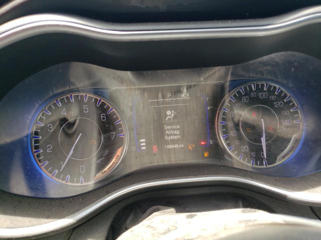 Photo 8 from auction – 2015 CHRYSLER 200 LIMITE with VIN 1C3CCCAB3FN621593