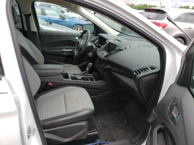 Photo 5 from auction – 2017 FORD ESCAPE SE with VIN 1FMCU9GD0HUC77388