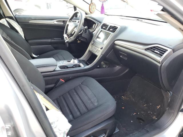 Photo 5 from auction – 2019 FORD FUSION SE with VIN 3FA6P0HD6KR193728