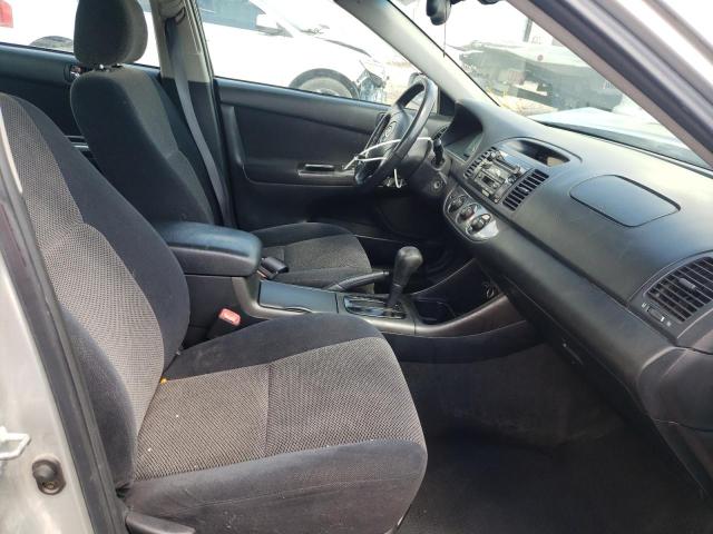 Photo 5 from auction – 2004 TOYOTA CAMRY LE with VIN 4T1BE32K84U879090