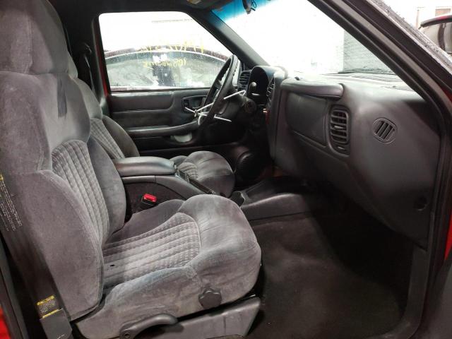 Photo 5 from auction – 2000 CHEVROLET BLAZER with VIN 1GNDT13W2Y2380559