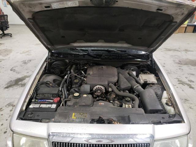 Photo 7 from auction – 2005 MERCURY GRAND MARQ with VIN 2MEFM74W65X643451