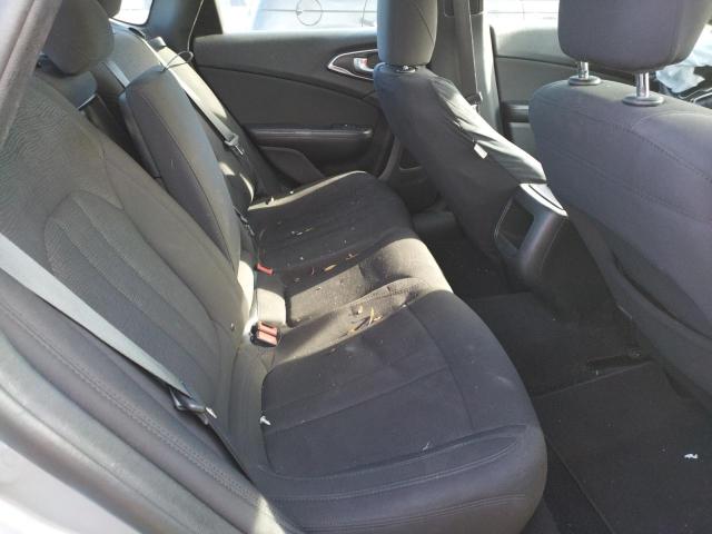 Photo 6 from auction – 2015 CHRYSLER 200 LIMITE with VIN 1C3CCCABXFN621462