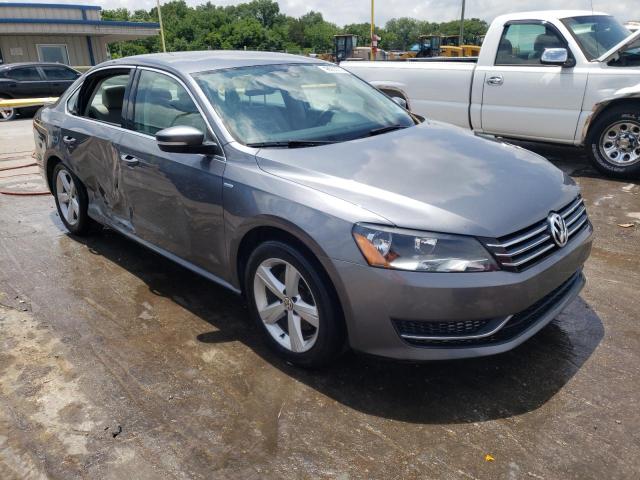 VOLKSWAGEN PASSAT S 2014 with VIN 1VWAT7A31EC022069 - Photo from auction