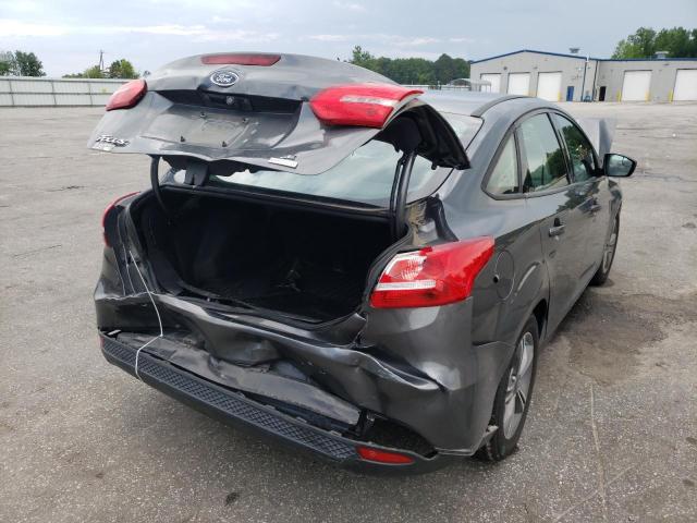 Photo 4 from auction – 2017 FORD FOCUS SE with VIN 1FADP3FE6HL301759