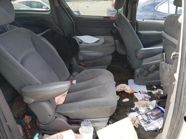 Photo 6 from auction – 2005 CHRYSLER TOWN & COU with VIN 1C4GP45R55B371076