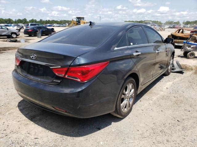 Photo 4 from auction – 2011 HYUNDAI SONATA with VIN 5NPEC4ACXBH232138