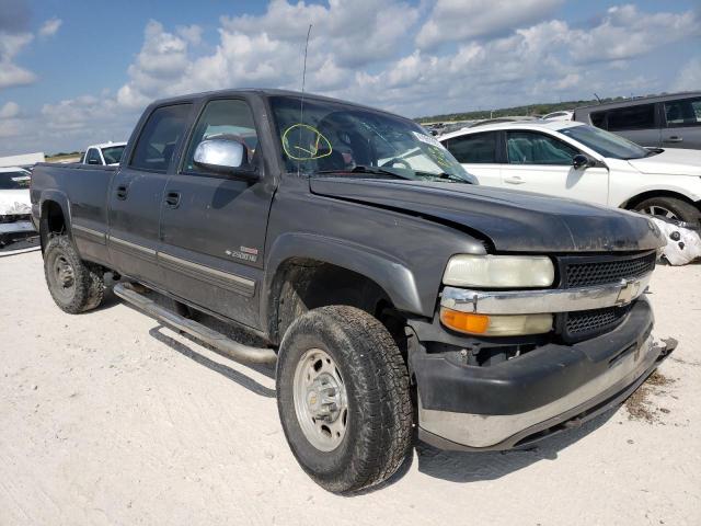 CHEVROLET SILVERADO 2002 with VIN 1GCHC23162F220043 - Photo from auction