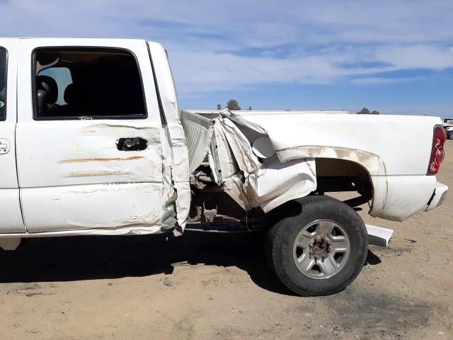 Photo 9 from auction – 2003 CHEVROLET SILVERADO with VIN 1GCGK13U03F182149