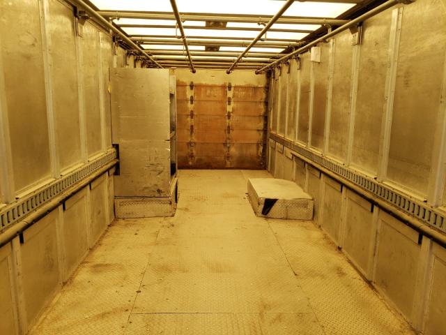 Photo 6 from auction – 2007 FREIGHTLINER CHASSIS M with VIN 4UZAARBWX7CZ31651