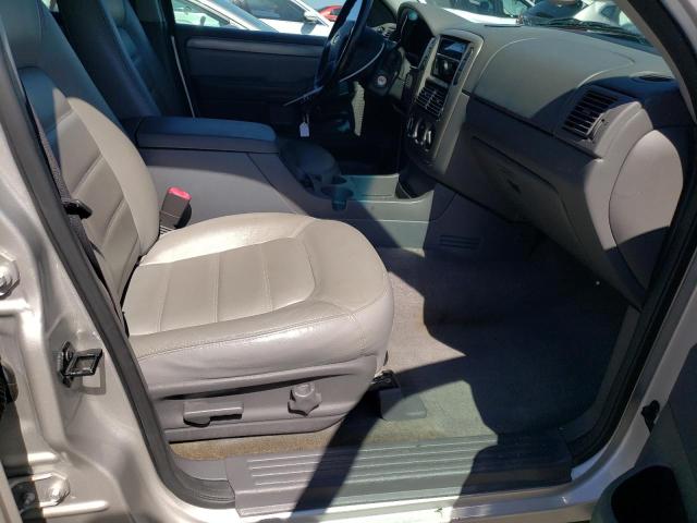 Photo 5 from auction – 2004 FORD EXPLORER X with VIN 1FMZU73K14UA72451