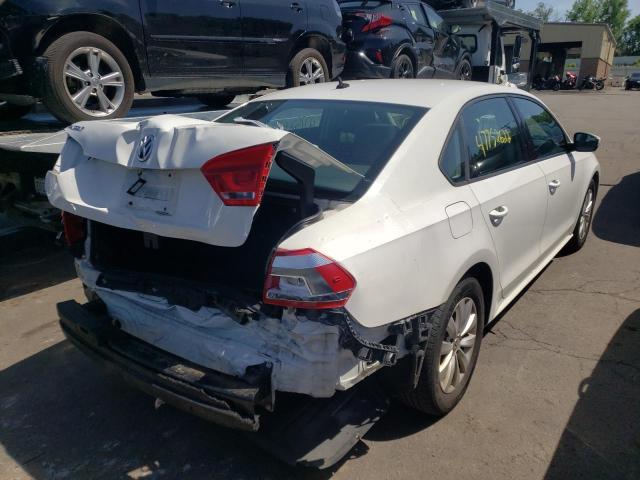 Photo 4 from auction – 2013 VOLKSWAGEN PASSAT S with VIN 1VWAP7A31DC104998