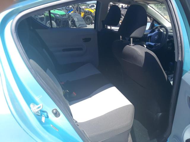 Photo 6 from auction – 2012 TOYOTA PRIUS C with VIN JTDKDTB32C1030962