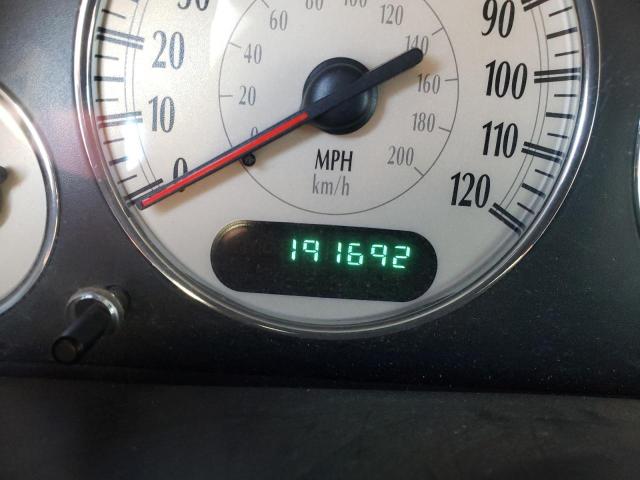 Photo 8 from auction – 2004 CHRYSLER TOWN & COU with VIN 2C4GP74L44R617551