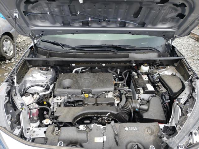 Photo 7 from auction – 2019 TOYOTA RAV4 LE with VIN JTMF1RFV9KD047487