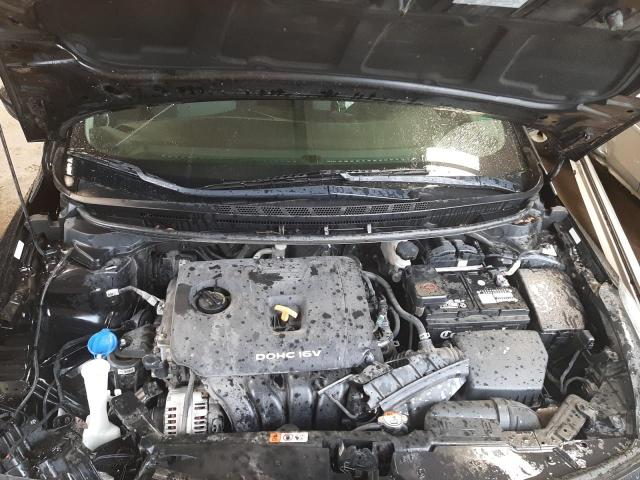 Photo 7 from auction – 2017 KIA FORTE LX with VIN 3KPFL4A74HE128006