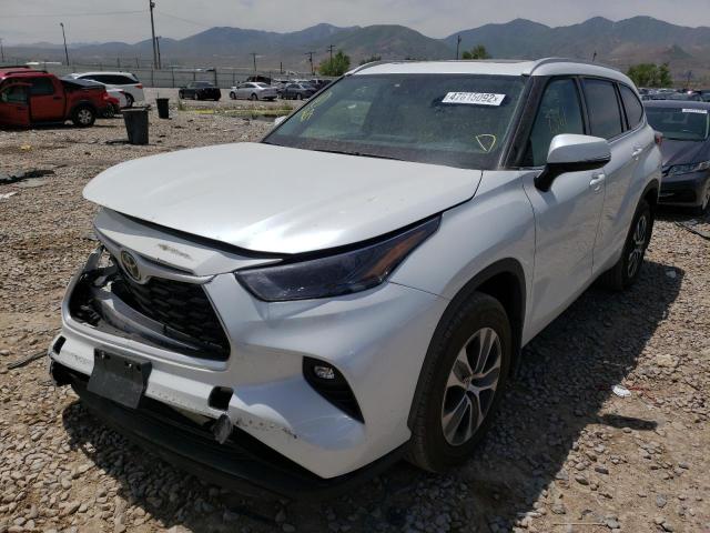 Photo 2 from auction – 2022 TOYOTA HIGHLANDER with VIN 5TDHZRBH6NS569004